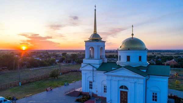 Свято-Микільський храм у Новосокольниках