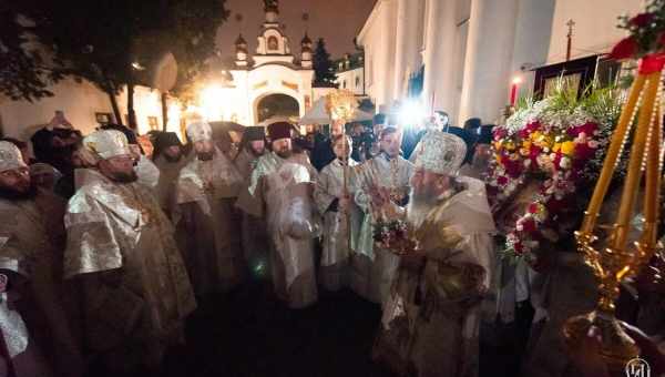 Церква Воскресіння Словущого на Ваганьківському кладовищі