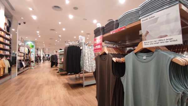 Сьогодні відкриття: оновлений UNIQLO Атріум став ідеальним місцем для шопінгу