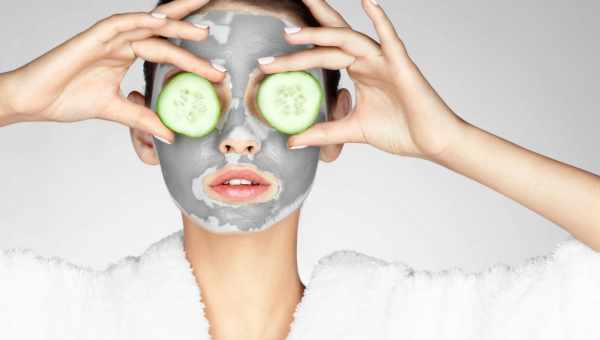 Як покращити колір обличчя: домашні маски, масаж, вітаміни
