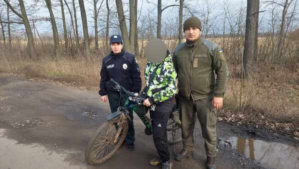 Житель Угорщини повідомив про спостереження левітуючого гуманоїда в лісі