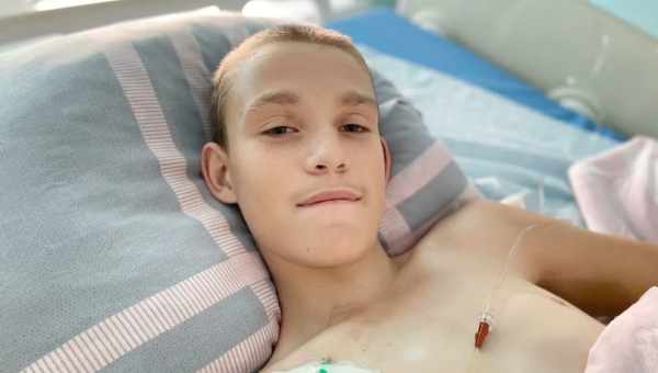 Хлопець з'їв «на слабо» слимака, заразився мозковим хробаком і через 8 років помер