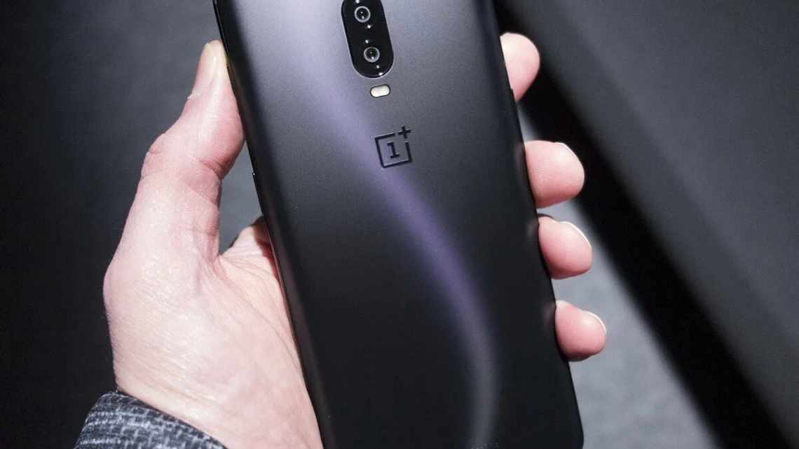 Як прибрати мерехтіння дисплеїв OnePlus 6 і OnePlus 6T