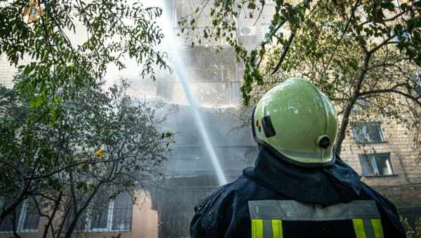 Врятувати шкіру від зневоднення: гід з екстреного зволоження від експерта