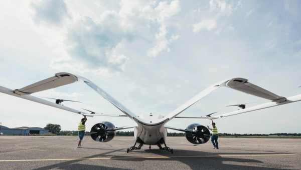 Volocopter показала своє перше комерційне аеротаксі