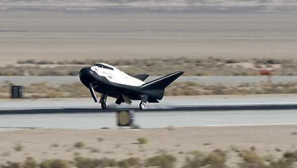 Двигун для корабля Dream Chaser пройшов публічне вогневе випробування