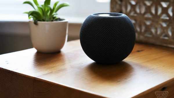 Apple готує до виходу HomePod mini