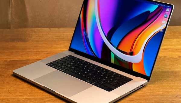 Чия графіка крутіша: MacBook Pro 2021 или PlayStation 5