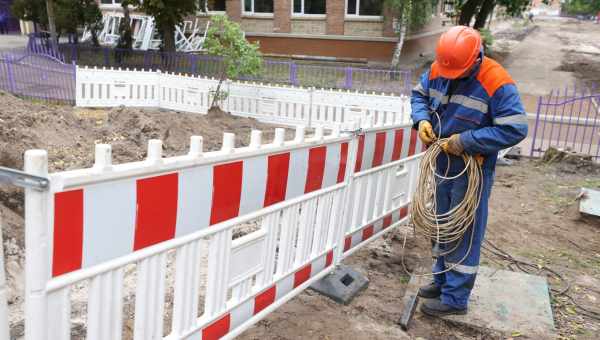 Американці створили універсальну станцію заміни акумуляторів електромобілів