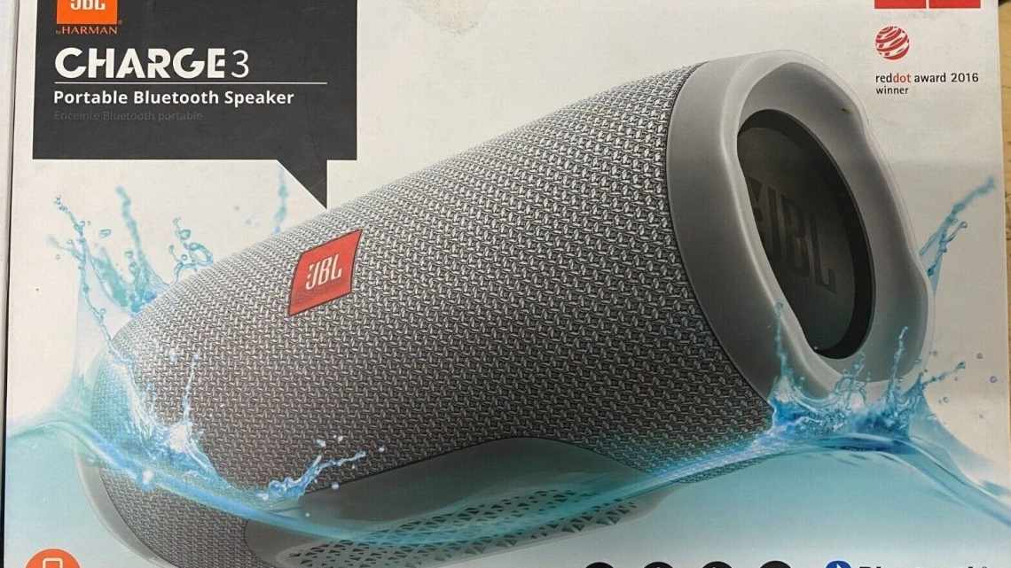 JBL Charge 3 - потужніше, крупніше, надійніше