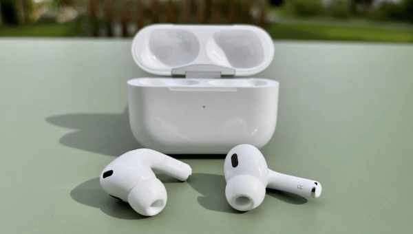 Виробництво AirPods і AirPods Pro зупинено через коронавірус