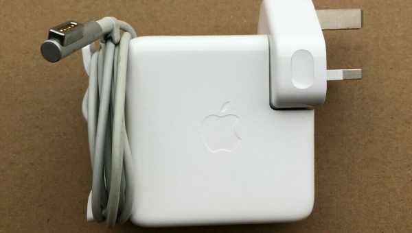 Apple попередила про небезпеку MagSafe для медичних приладів