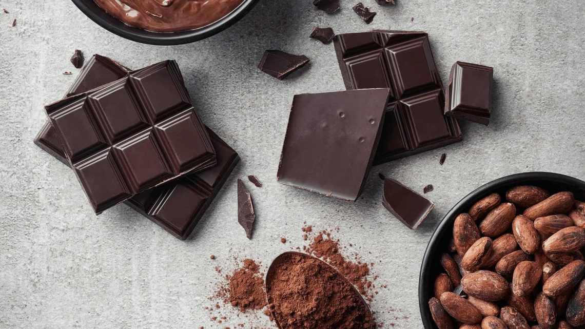 Чи впливає шоколад на появу прищів: міфи та факти