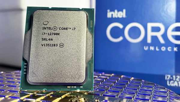 Intel показала, чим процесор Core i7 кращий за M1 від Apple