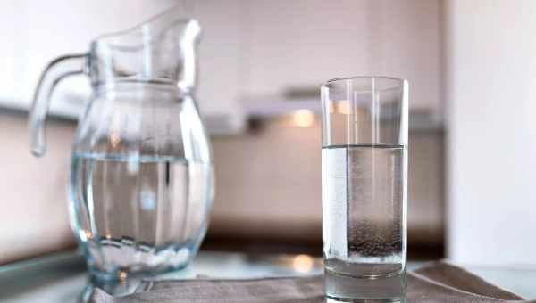 Показана користь «склянки води в старості»