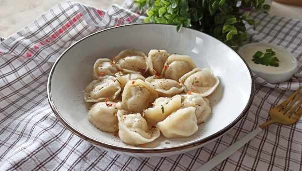 Agnolotti-італійські пельмені з вершково-печінковою начинкою